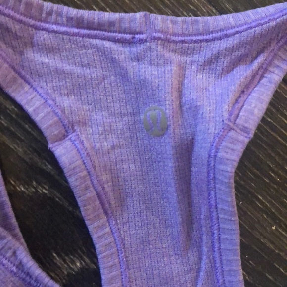 Lululemon Workout Top - Size 6 - Picture 3 of 4
